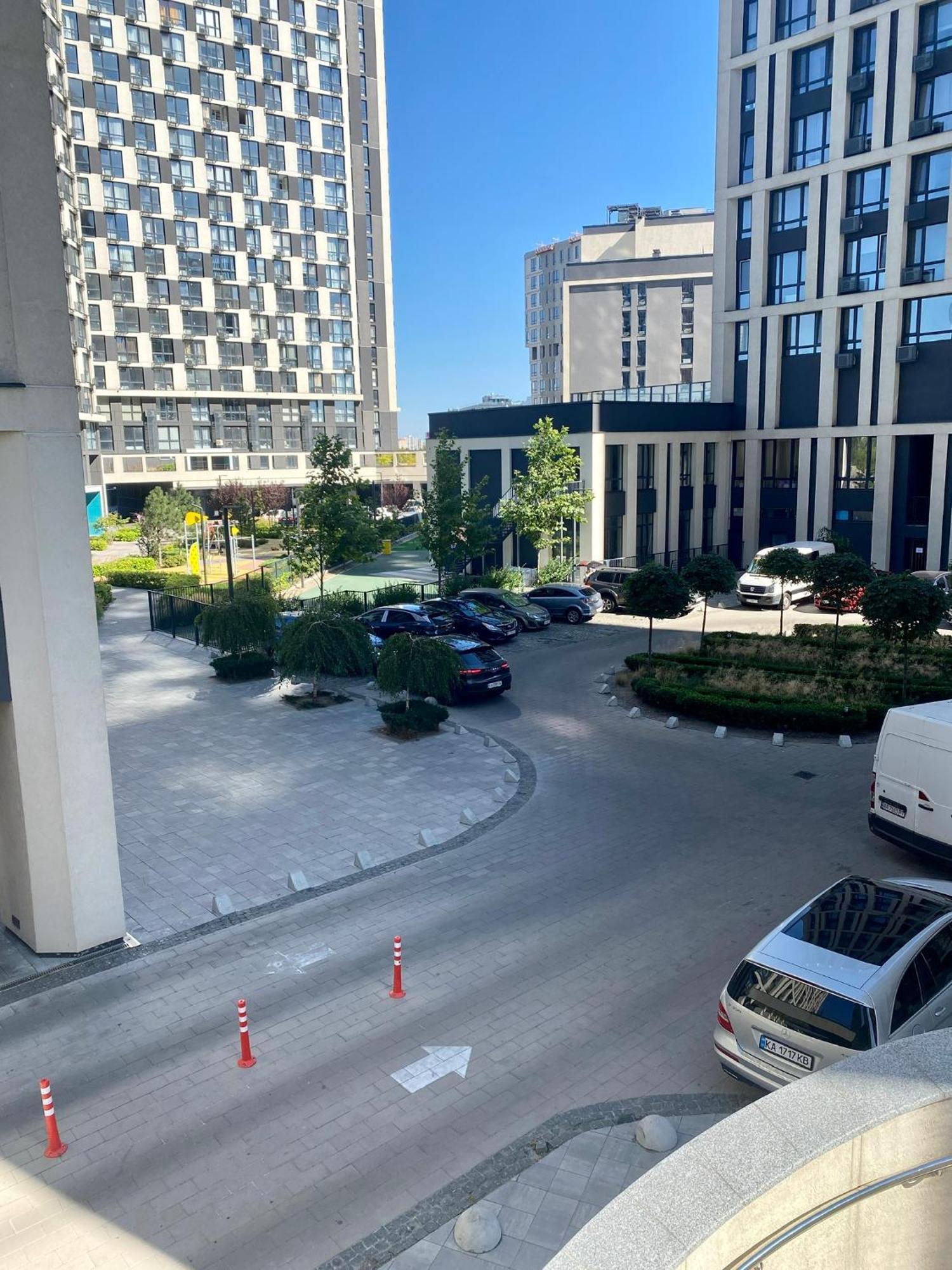 Slavutich Apartments Near Metro Station Kiev Luaran gambar