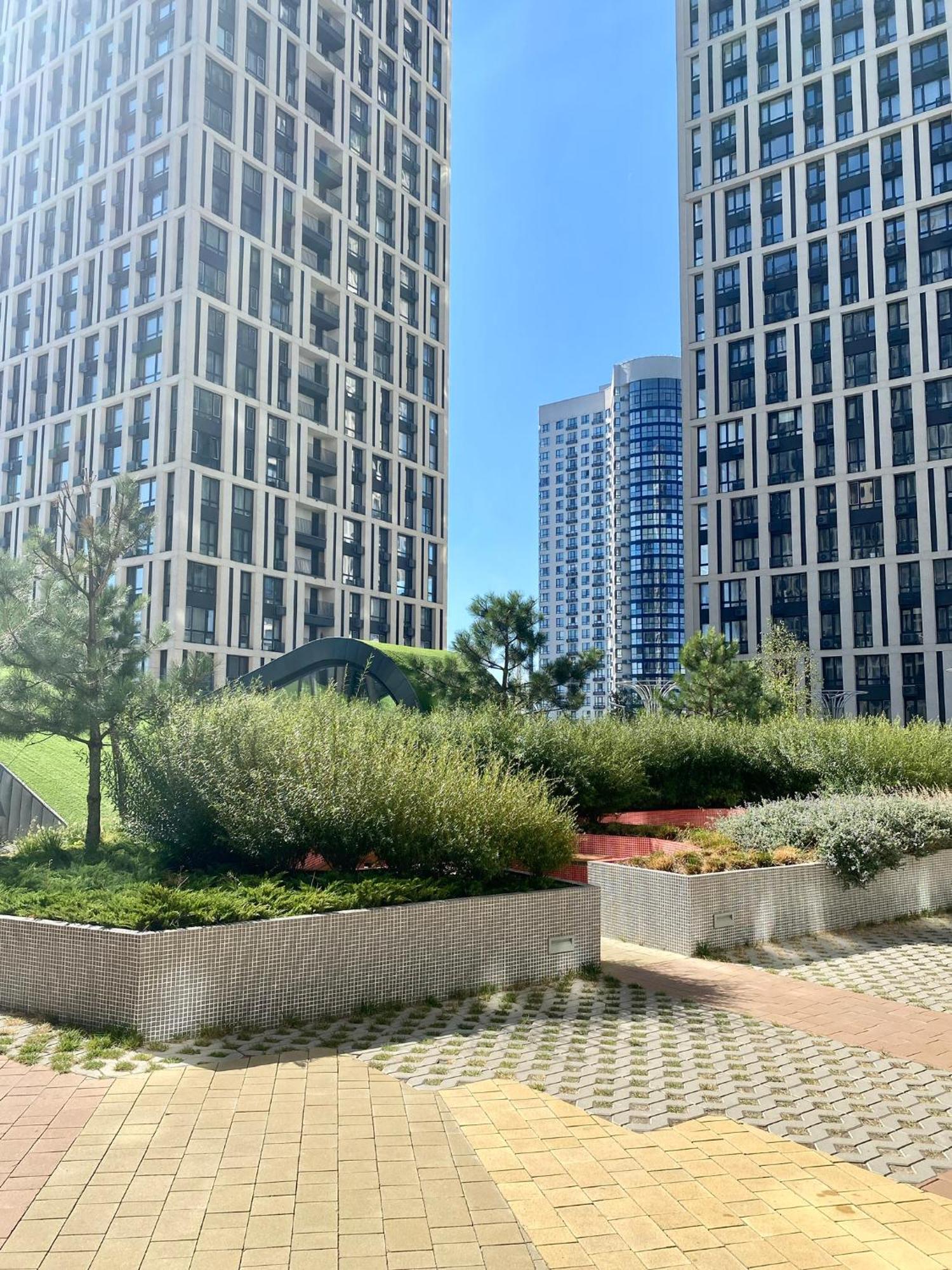 Slavutich Apartments Near Metro Station Kiev Luaran gambar